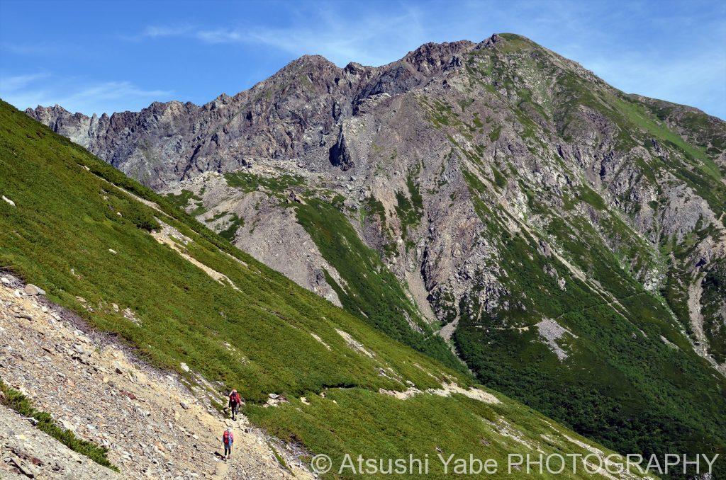 荒川三山へと続く稜線(赤石岳　)