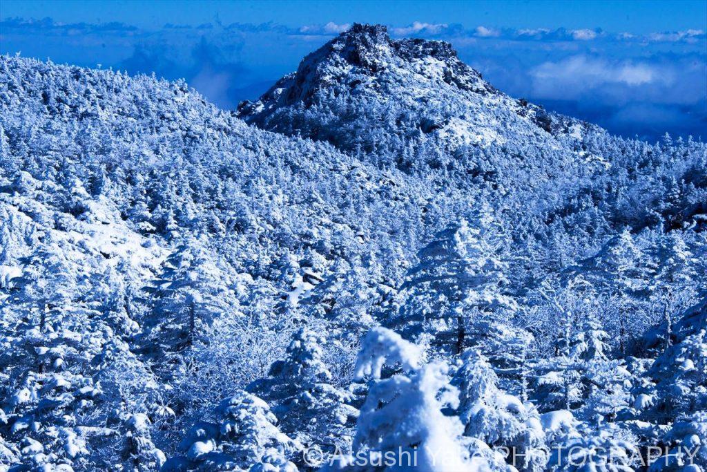 壮大な北八ヶ岳の雪景色